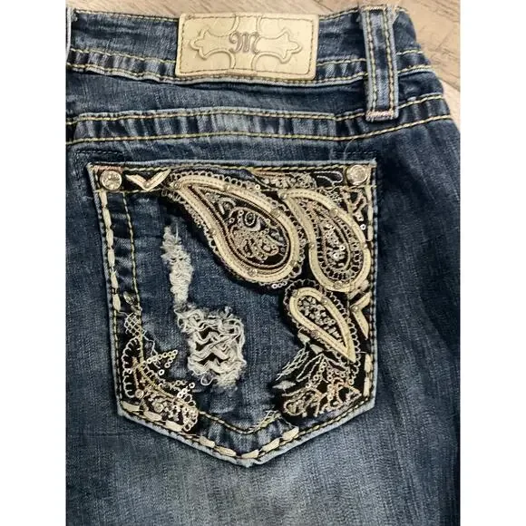 Miss Me boot cut 33 waist jeweled jeans perfect condition - Picture 12 of 13